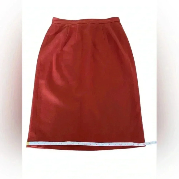 Wool Skirt- made in the Dominican Republic. Size 10 - Picture 10 of 11